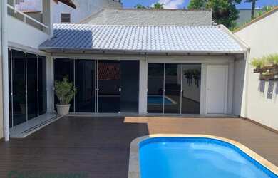 Imagem 3: Ótima casa semi mobiliada no bairro Escola Agrícola, 3 dormitórios sendo 1 suíte com close