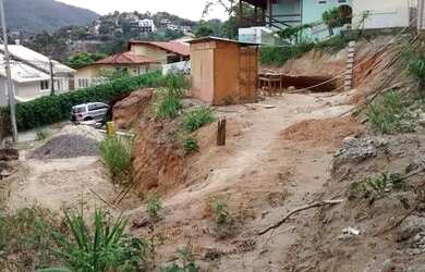 Imagem: O terreno possui 512m² de Área e está localizado em Mata