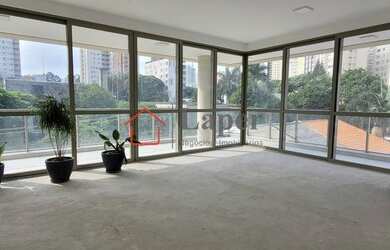 Imagem 2: Apartamento de alto padrão no Ibirapuera com 4 suítes 4 vagas