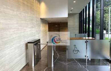 Imagem: O depósito possui 5 Vagas na garagem, 2.762m² de Área e