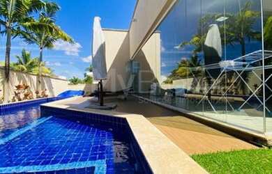 Imagem: A casa em condomínio possui 4 Dormitórios, 5 Banheiros, 4