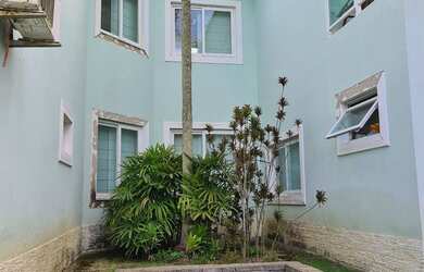 Imagem 3: Excelente casa, condomínio pedra verde, alto padrão em Maricá