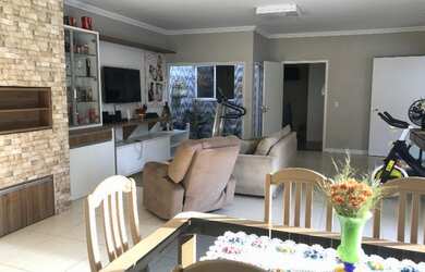 Imagem 4: CURITIBA - Casa Padrão - FANNY