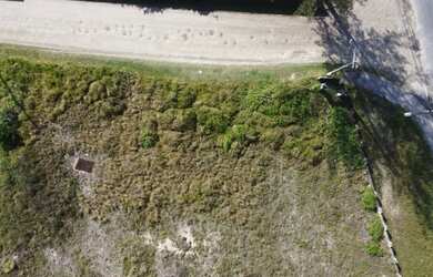 Imagem 12: Lote/Terreno para venda tem 300 metros quadrados em Balneário Di Franco...