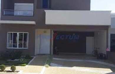 Imagem: A casa em condomínio possui 3 Dormitórios, 3 Banheiros, 4