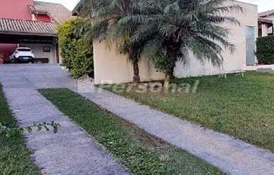 Imagem: A casa em condomínio possui 3 Dormitórios, 4 Banheiros, 259m²