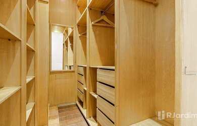 Imagem 9: Apartamento para alugar com 4 quartos, 1 suíte, 2 vagas, 210 m² - Copacabana...