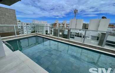 Imagem: O apartamento possui 4 Dormitórios, 1 Banheiro, 4 Vagas na