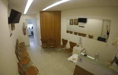 Imagem: O depósito possui 1 Vaga na garagem, 32m² de Área e está