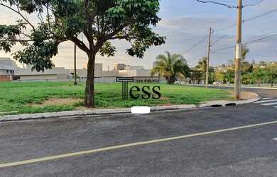 Imagem: O terreno possui 873m² de Área e está localizado em Loteamento