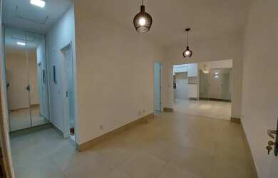 Imagem 2: ALUGUEL. Piscina, Varanda, 2 Vagas na garageme3 Dormitórios