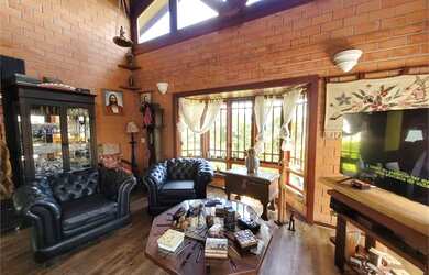 Imagem 8: Linda Casa a Venda na Serra da Cantareira no Condomínio Alpes da Cantareira