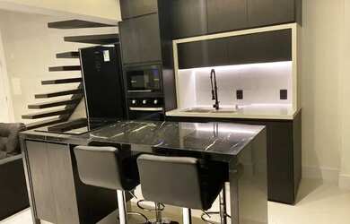 Imagem: O apartamento possui 1 Dormitório, 2 Banheiros, 2 Vagas na