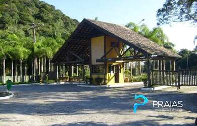 Imagem: O terreno possui 302m² de Área e está localizado em Balneário