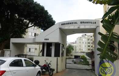 Imagem: O apartamento possui 1 Dormitório, 1 Banheiro, 1 Vaga na garagem