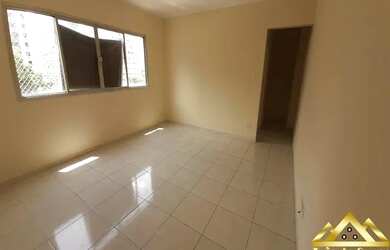 Imagem: O apartamento possui 1 Dormitório, 2 Banheiros, 1 Vaga na garagem