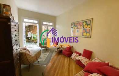 Imagem: A casa possui 5 Dormitórios, 2 Banheiros e 180m² de Área