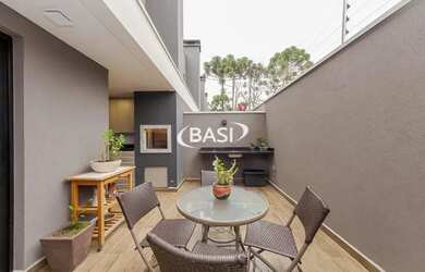 Imagem: A casa em condomínio possui 3 Dormitórios, 2 Banheiros, 2