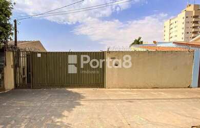 Imagem: O terreno possui 454m² de Área e está localizado em Jardim