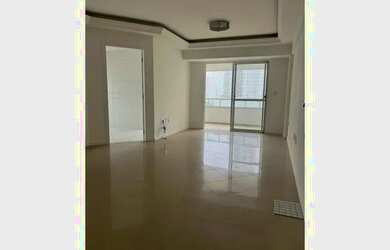 Imagem: O depósito possui 2 Vagas na garagem, 130m² de Área e está