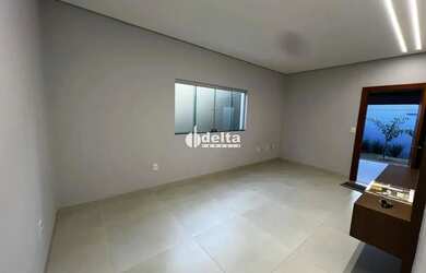 Imagem 8: Casa disponível para venda no bairro Osvaldo Rezende em Uberlândia MG