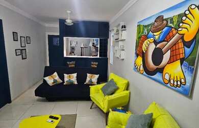 Imagem: O apartamento possui 1 Dormitório, Acomodam 4 pessoas, 1 Vaga