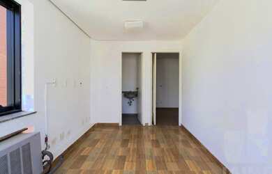 Imagem 8: Conjunto Comercial em excelente localização, com sala, banheiro e 1...