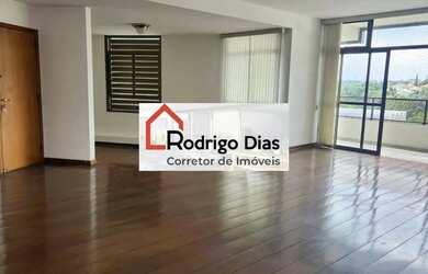 Imagem: O apartamento possui 4 Dormitórios, 1 Banheiro, 3 Vagas na