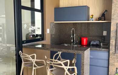 Imagem 14: Aluguel Alto Padrão. Piscina, Churrasqueira, Ar-condicionadoeGuarda roupa