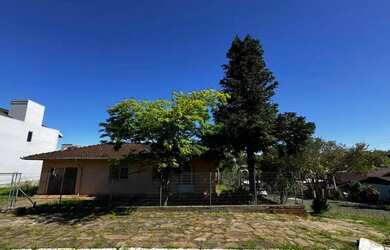 Imagem: O terreno possui 468m² de Área e Imóvel novo e está localizado