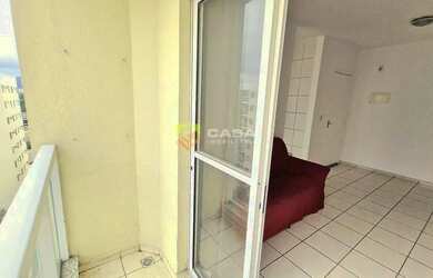 Imagem: O apartamento possui 2 Dormitórios, 1 Banheiro, 1 Vaga na garagem