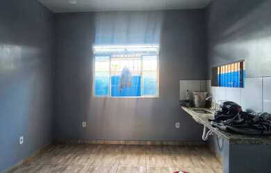 Imagem 6: Alugamos Casa no Parque 10, com 2 quartos sendo 1 suítes - Via Pública