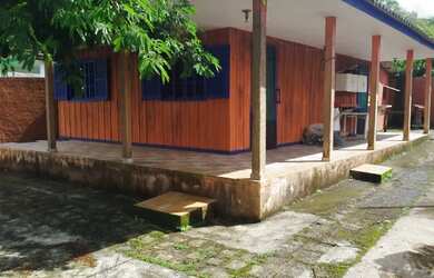 Imagem: A casa possui 2 Dormitórios, 1 Banheiro, 80m² de Área e