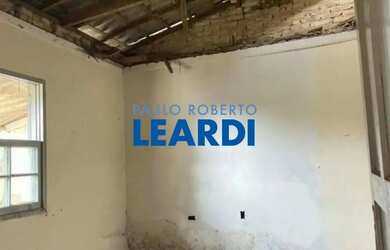 Imagem: O terreno possui 250m² de Área e está localizado em Vila