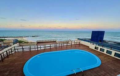 Imagem: O apartamento possui 1 Dormitório, 1 Banheiro, 2 Vagas na garagem