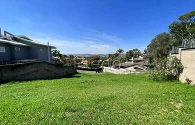 Imagem: O terreno possui 1.484m² de Área e está localizado em Sítios