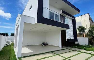 Imagem: A casa em condomínio possui 4 Dormitórios, 5 Banheiros, 4