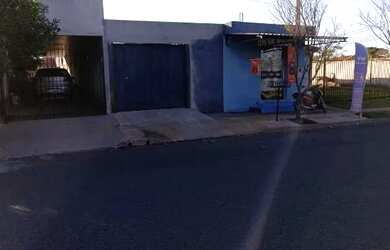 Imagem: A casa possui 2 Dormitórios, 1 Banheiro e 151m² de Área e