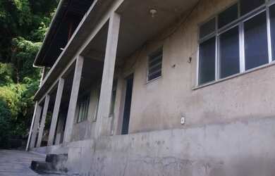 Imagem: O apartamento possui 2 Dormitórios, 2 Banheiros e está localizado