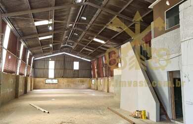 Imagem: O depósito possui 1045m² de Área e está localizado em Jardim