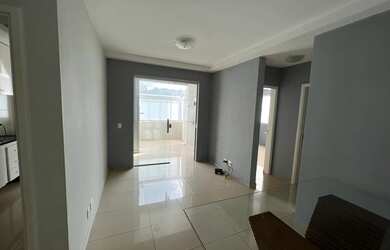 Imagem: O apartamento possui 2 Dormitórios, 2 Banheiros, 2 Vagas na