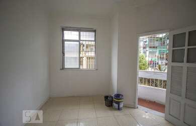 Imagem: O apartamento possui 2 Dormitórios, 1 Banheiro e 60m² de Área