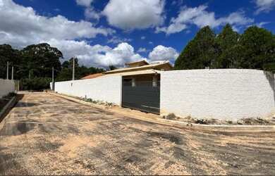 Imagem: A fazenda possui 800m² de Área e está localizado em Dona