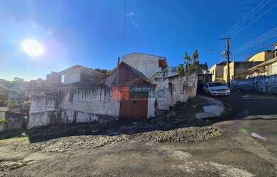 Imagem: Terreno de esquina à Venda no Centro