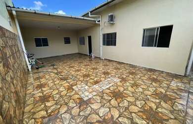 Imagem: A casa em condomínio possui 3 Dormitórios, 3 Banheiros, 3