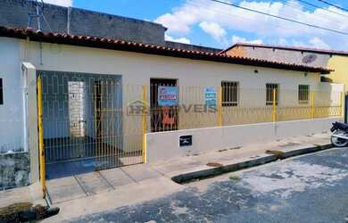 Imagem: A casa possui 2 Dormitórios, 1 Banheiro e 55m² de Área e