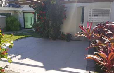 Imagem: A casa em condomínio possui 4 Dormitórios, 5 Banheiros, 3