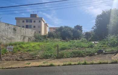 Imagem 1: Vende-se terreno no Bairro Jardim Santa Lúcia