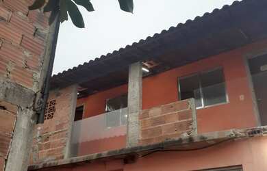 Imagem 8: Casa. Piscina, Churrasqueira, Varandae160m² de Área