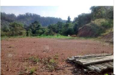 Imagem: A fazenda possui 5000m² de Área e está localizado em Parque